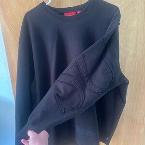 Supreme tonal appliqué crew neck